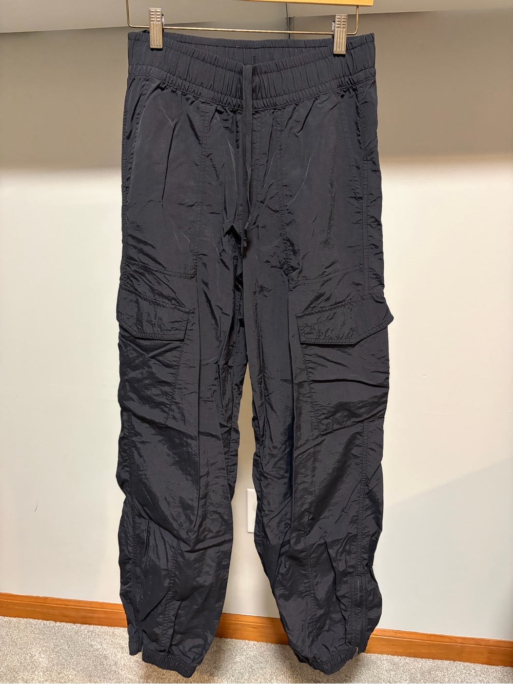 Old Navy Black Cargo Joggers S Tall Quick Dry Parachute Y2K Gorpcore Pants